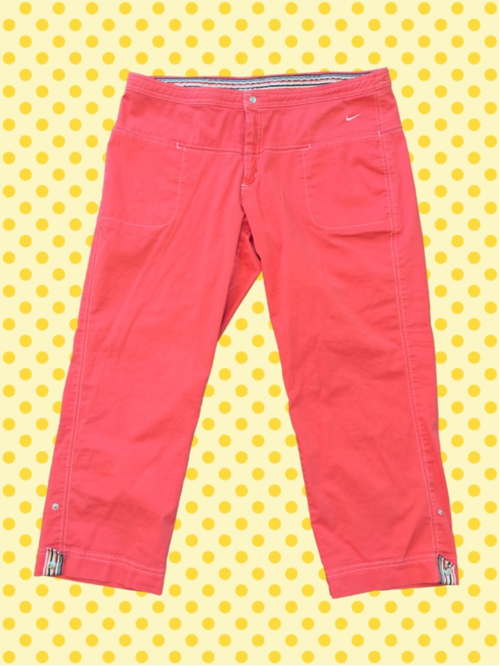 Vintage 2005 Nike Low Rise Capri Pants